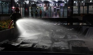 국정자원 전산망 잃었는데, 수습하던 공무원까지 잃어야 했나