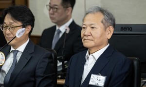 ‘언론사 단전’ 내란방조한 이상민 첫 재판…수형번호 ‘52’
