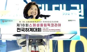 나경원 의원님, 인사말 말고 봉사 방법을 알려드립니다
