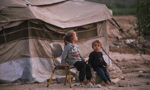 “가자 텐트 하나에 10명이 비집고 누워” “두살배기 딸을 추위·배고픔에서 지키지 못할 줄이야”