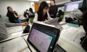 AI 리터러시 교육 ‘각자도생’…교실에 ‘안전벨트’ 필요하다