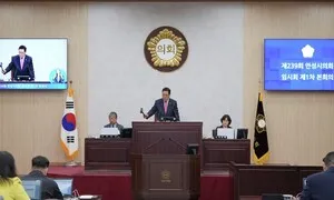‘낙선·퇴임’ 안성시의원 4명, 조례 심의 미루고 ‘제주도 연수’