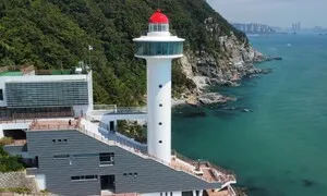 120년된 부산 영도등대, 해양문화공간 거점으로 새단장