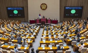 ‘선관위 국조’ 국회 본회의 의결…251명 중 찬성 250명·반대 1명