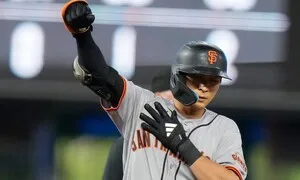 26번째 멀티 히트 이정후, 다음 경기서 MLB 타격 1위 오르나
