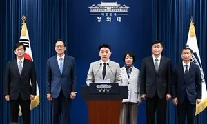 이 대통령 국정 2년차 청와대 개편…민정수석 한찬식·사회수석 김경자