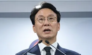 [속보] 김민석 “보완수사권, 정부 입법 안 한다…국회 결정 존중”