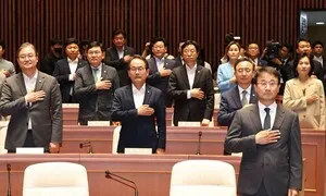 [단독] 민주 의원 대화방서 ‘보완수사권 완전 폐지 부작용’ 우려 목소리