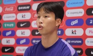 엄지성 “첫 월드컵, 간절했는데…결과 못 보여드려 죄송”