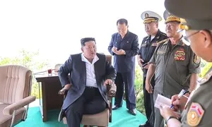 김정은, 구축함 ‘강건호’ 2개월 내 취역 지시…해상 핵위협 강화