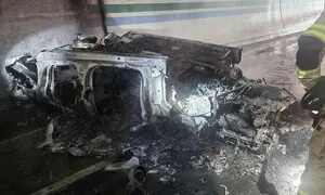 광주대구고속도로 터널서 포르쉐 승용차 화재…운전자 사망