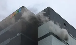 인천 쿠팡물류센터 화재 13시간째…외벽 타고 7층으로 번져