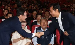 정청래, 김민석 ‘신천지 개입설’에 “아니면 말고식 폭탄…근거 밝혀라”