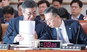 윤호중 “공소청에 보완수사권 남겨선 안 돼…통제 수단 충분”