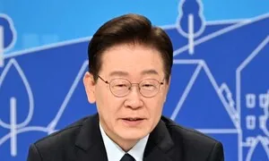 [속보] 이 대통령 “부동산 정책, 어느 정도 갈등·저항 감수해야”