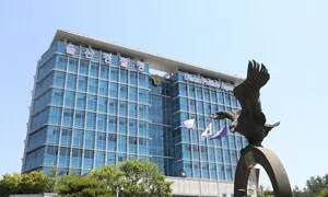 200만원에 체포영장 정보 넘긴 경찰관 징역형
