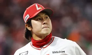 ‘11시즌 연속 20홈런’ 최정, 고관절 수술로 시즌 아웃