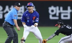오재원 역전 2루타, 한화 3연승 질주…LG는 8년 만에 8연패 수렁