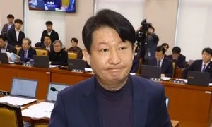 국힘 ‘원내대표 멱살’ 권영진 폭행 혐의 경찰 고발