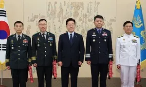 이 대통령 “군, 내란으로 떨어진 국민 신뢰 회복해야”