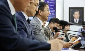 사회적 대화 한창인데…민주 ‘주52시간 예외’ 초광역특구법 발의