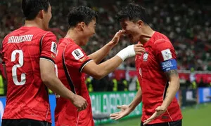 [World Cup] Hwang inspires comeback as Oh completes turnaround to beat Czech Republic 2-1