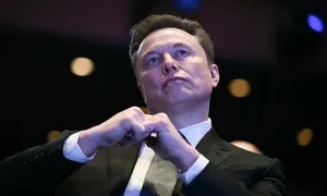 스페이스X 상장 첫날 19.3% 상승…머스크는 세계 첫 ‘조만장자’