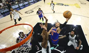 NBA, 뉴욕 닉스 53년 만에 우승컵 들어올렸다