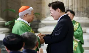 On anniversary of first inter-Korean joint declaration, Lee says peace is still within reach