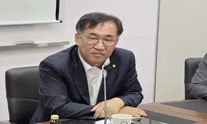 인천시장직 인수위원장 “전임 시장 임명 산하기관장 거취 고민”