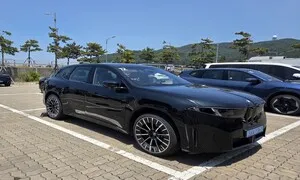 ‘똑똑한 두뇌’가 바꾼 주행감…더 뉴 BMW iX3 타보니
