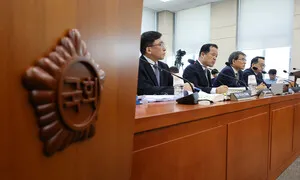 선관위 6월4일 새벽 회의서, 사무처 “재투표 사유 해당할 수도“ 보고