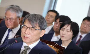 노태악 “비상임체제 더는 불가능”…위철환 “개헌도 필요하다면 해야”