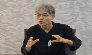 “병원 없는 세상 위한 무료 교육” 몸의 치유력 믿는 한의사의 큰 꿈 [건강한겨레]