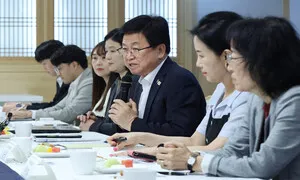 교육부, ‘교육활동 보호 전담과’ 설치 추진