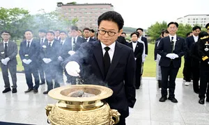 이철우 경북지사 3선 출발…“광주 800조 투자에 흔들릴 필요 없다”