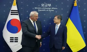Top diplomats of South Korea, Ukraine have ‘constructive’ talks on North Korean POW issue