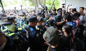 국조특위 잠실개표소 진입 막은 60대에 구속영장 신청