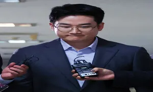 ‘피습 자작극 의혹’ 정이한 구속영장 실질 심사 출석