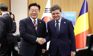 이 대통령, 루마니아 대통령에 “방산 진전 특별한 의미”