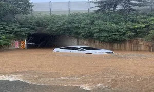 충청권 집중 호우에 학교 휴업·주택 침수 등 피해 잇따라