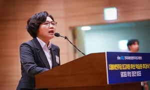 김보미 “민주당, 족보 논쟁 멈추고 ‘권한의 세대교체’ 해야”