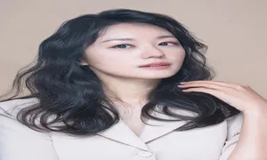 명지대 공연예술학부 이언정 교수(배우), 서울국제실험영화페스티벌 공식 개·폐막식 사회 맡아