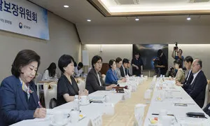 기준 중위소득 ‘역대 최대 인상’이라지만…“실제 소득과의 격차 여전”