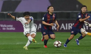 우승한 북 내고향 축구팀 감독, 수원FC에 “이런 높은 수준의 팀은 처음”
