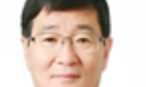 ’탈북 외교관’ 출신 고영환 통일장관 특보, 통일교육원장에 임용