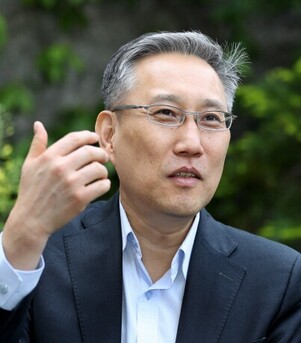 Nam Ki-jeong, professor at SNU’s Institute for Japanese Studies.