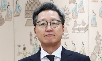 ‘윤 동창’ 주중대사 “취재 24시간 전 허가받아라” 언론 통제