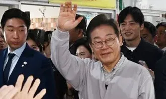 <font color="#FF4000">[속보] </font>이재명, 대장동·위증교사 재판도 연기 신청