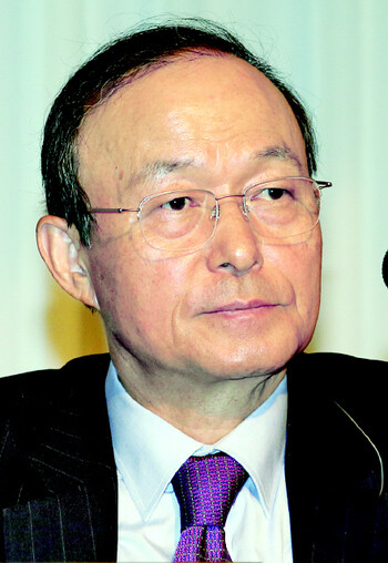  Yonsei University professor